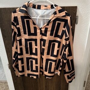 Geometric Patterned Long Sleeve Shirt